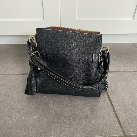 Dooney & Bourke Black Pebble Leather Tassel Shoulder Bag NWT - Picture 2 of 13